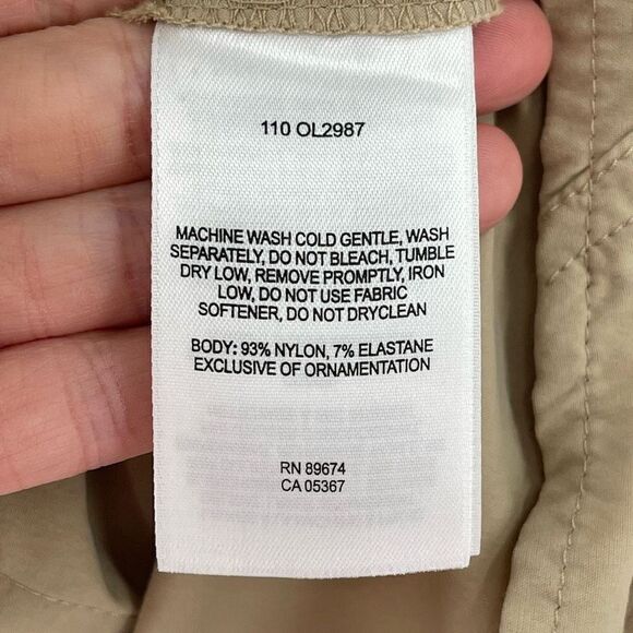 Mountain Hardwear Button Up Long Sleeve Collared Shirt Hiking Women 8 Tan - Picture 6 of 6